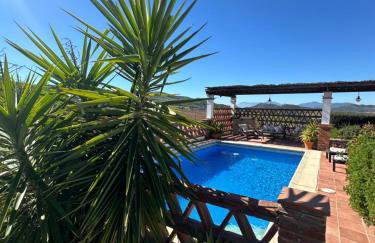 Villa Azafran - Photo 1