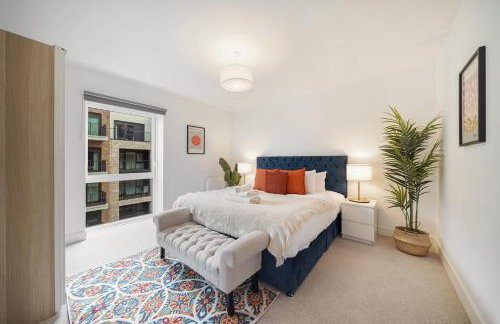 Stylish 2-Bed Flat with Balcony in Fulham SW6 - Foto 2