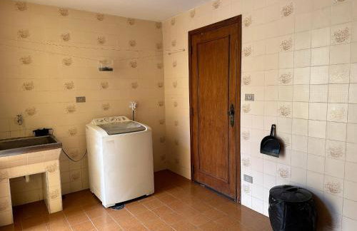 Quarto Elegante - Casa com piscina no Centro - Foto 26