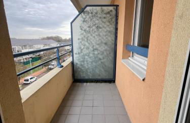 Charmant T2 - Proche Zénith et Toison d'Or - Foto 8