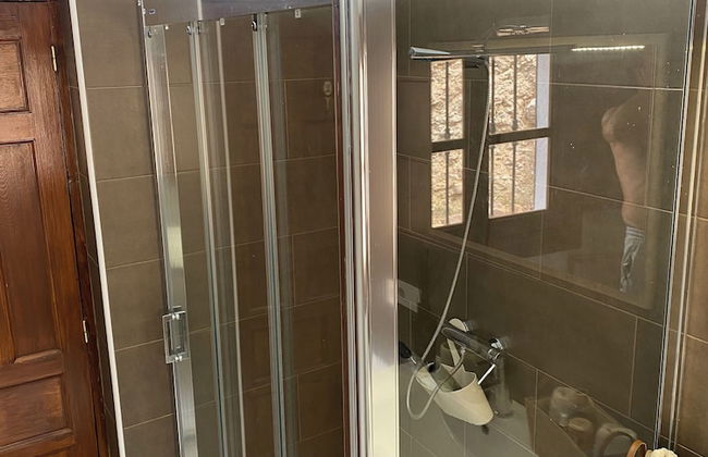 Captivating 3-bed Villa in Antas - Photo 18