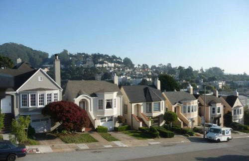 1br in quaint area, subway 12 mins to downtown, free EVcharge - Foto 34