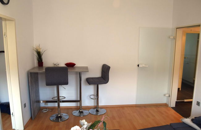 Cosy Apartment in Oberhausen With Balcony - Photo 18