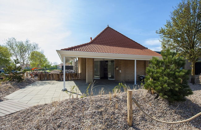 Spacious Holiday Home in Renesse near North Sea - Photo 17