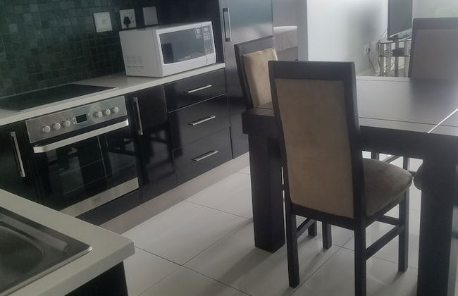 77 On Independence Windhoek - Foto 10