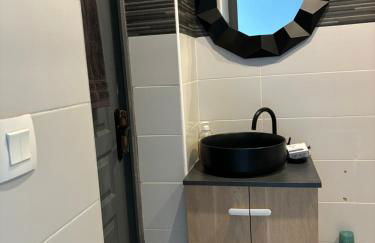 Proche Gare Paris-CDG Stade-de-France Astérix Expo - Foto 25