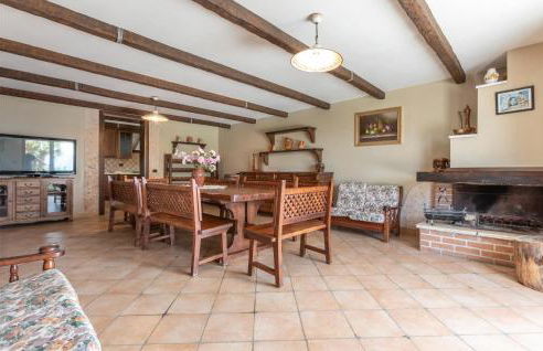 7 Bedroom Stunning Home In Caiazzo - Foto 6