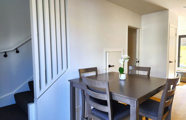 U Suites on Trieste Way - Photo 16