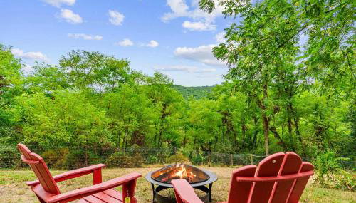 Dog Friendly with Fire Pit and Yard by the River - Photo 4