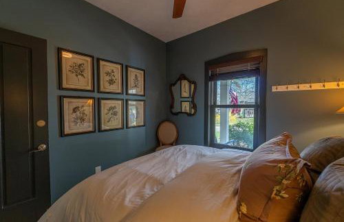 The Maple House Fully Fenced-in Yard! - Foto 17