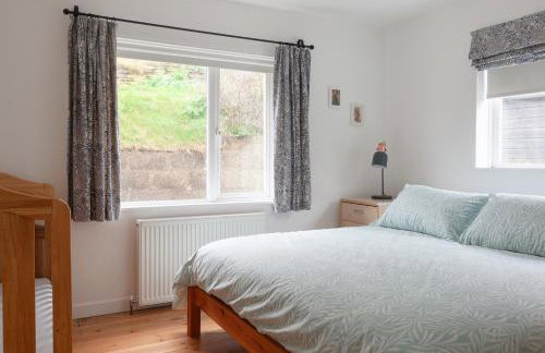 Modern Beach House overlooking the Sea - Foto 28