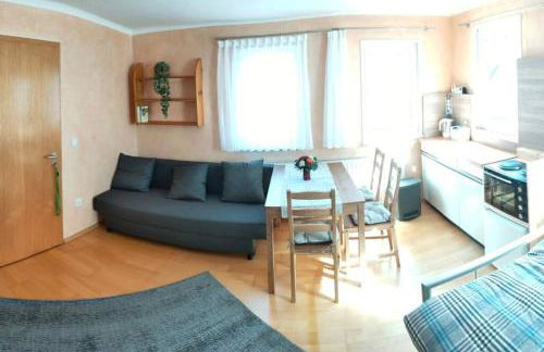 zentrale & ruhige Ferienwohnung - Foto 5