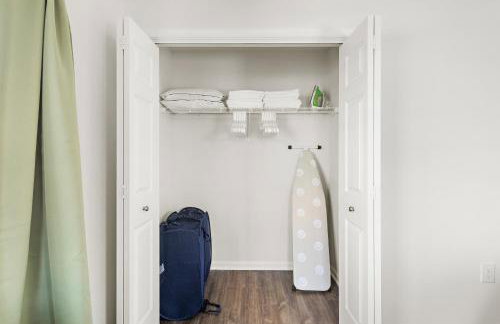 Urban Haven XL - NYC & Newark with free parking - Photo 8