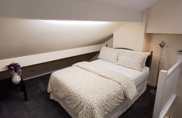 Luxury Apartment - Above iconic High Lane Oatcakes - Foto 19