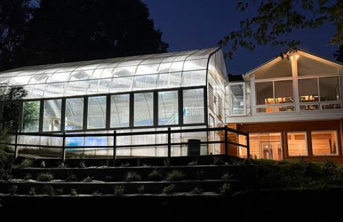 Majestic Cottage Estate with Indoor Heated Pool - Foto 37