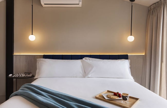 Coeo Peña Design Apartments - Photo 10