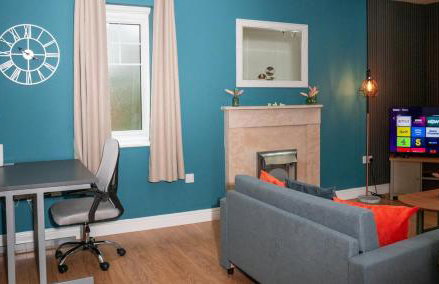 Whole 2-Bed, 2-Bath Apartment - Professionals, Contractors, Free Parking, ULEZ Free, Bham City - 10mins - Foto 6