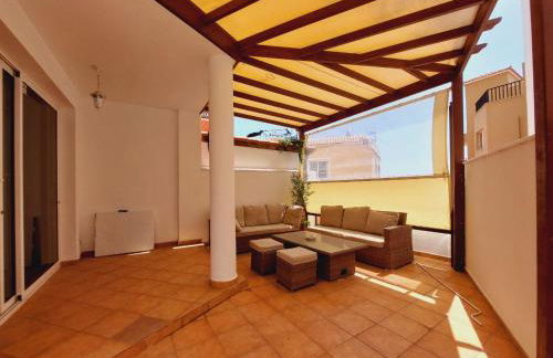 House with a tropical garden - Foto 24