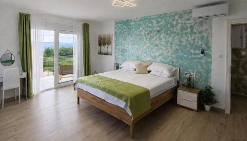 Entire Vacation Home - Heated Pool,Jacuzzi & Sauna - Foto 2