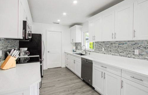 Naples Escape with Furnished Patio and Private Pool! - Photo 9