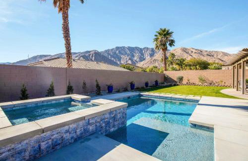 Near Downtown Palm Springs Home with Mountain Views - Foto 2