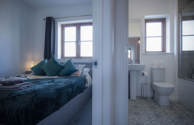 Johnnys Cove - 2 Bedroom - New Hedges - Photo 4