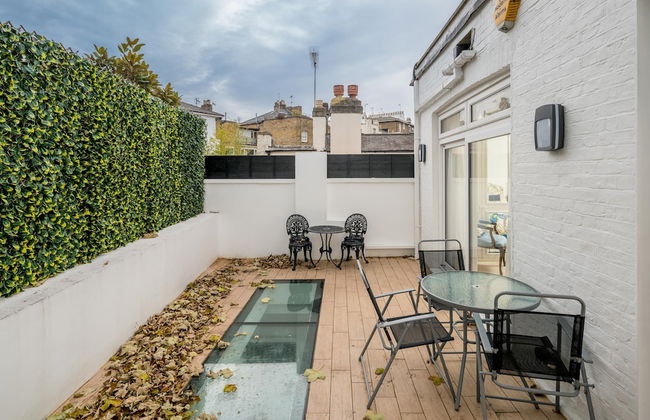 JOIVY Fabulous 4Br House W/Terrace At The Heart Of Notting Hill - Photo 19
