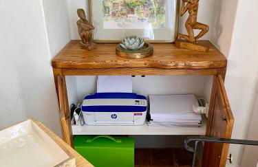 Private Stone Cottage with Starlink & Lake View - Foto 16