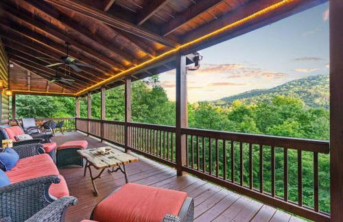 The Remedy at Blue Ridge - mountain view cabin with hot tub and two fire pits - Foto 40
