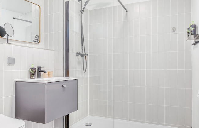 Limehome Wolfsburg Porschestraße - Foto 73