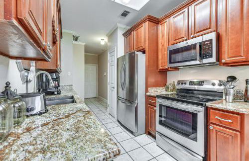 Baton Rouge Retreat with Patio, Grill and Fire Pit! - Foto 7