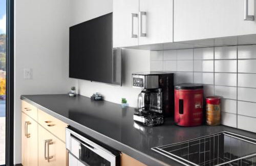 Prime 2BR Stay Five Points and Nightlife 7th - Photo 20