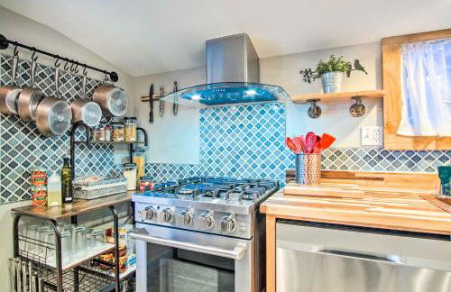 Colorful Bisbee Home with Patio about 1 Mi to Dtwn! - Foto 12