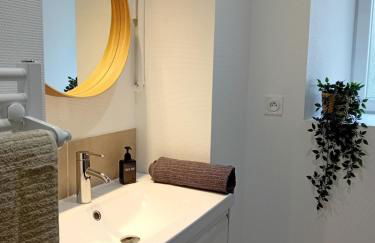 101 - Appart rénové avec 1 chambre spacieuse - Tram et Clinique Mutualiste à 1 min - Foto 5