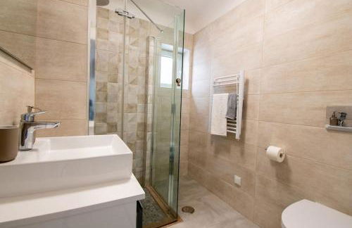 Lavanda Magnificent Five Bedroom Villa in Carvoe - Foto 146