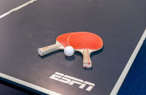 Villa - LET YOUR DREAMS COME TRUE - King Bed, Gas Grill & Game Room - Foto 4