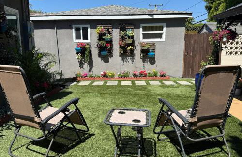 Modern Studio with Private Patio - Foto 35