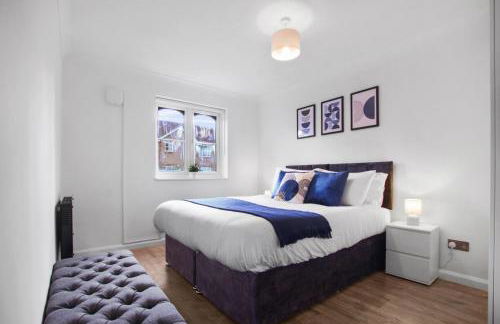 Modern and Comfortable 2-Bedroom Apartment with Private Parking - Foto 6