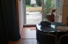 Appartement T2 avec son rez de jardin de 40 m2 5 couchages 250m de la plage et 15km de l'Arena - Foto 15