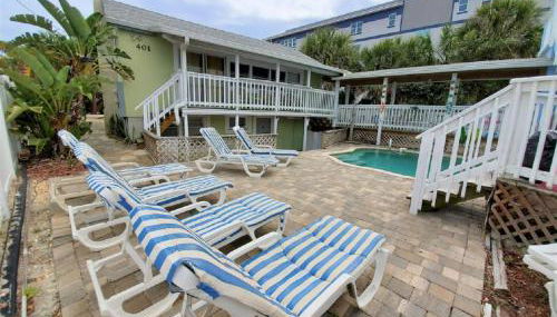 Oceanfront Beach House - Pool, Private Beach Access, Sleeps 12 - Foto 3