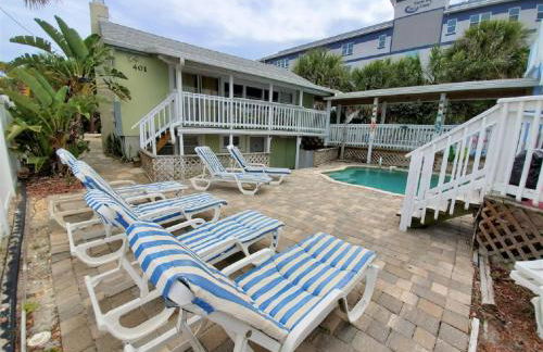 Oceanfront Beach House - Pool, Private Beach Access, Sleeps 12 - Foto 3