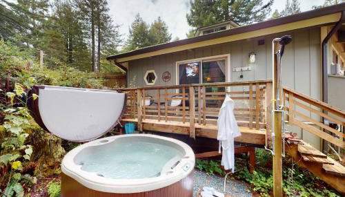 Mendocino Cozy Cabin-Large Patio Grill & Garden - Foto 2