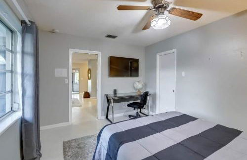 Waterfront Apartment Private Patio Pool - Foto 16