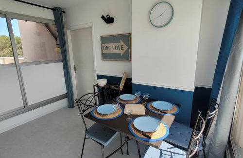 Piscine & Soleil à Hyères - T3 spacieux avec Clim & Extérieurs - Foto 6