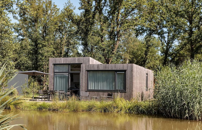 Water Lodge in Schaijk by the Waterside - Photo 1