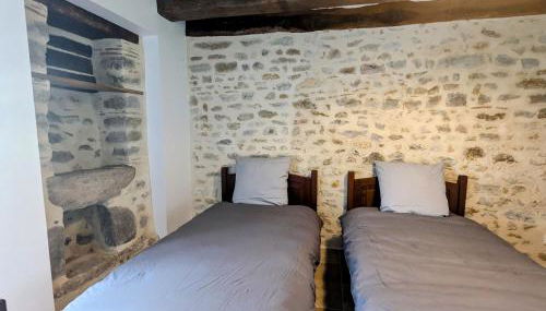 Maison familiale rénovée dans village médiéval - FR-1-591-712 - Foto 4