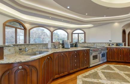 Bay Estate Luxe Waterfront Home w/ Private Pier, Main+guest House, Bay Views - Foto 30