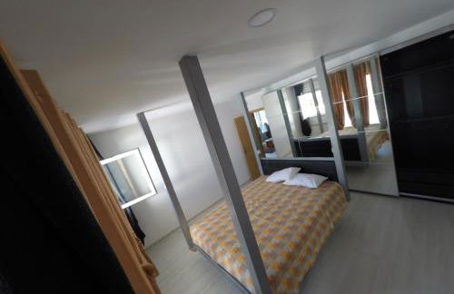 Casinha das Bonecas - Casa com Piscina Privada - Foto 40