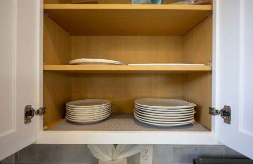 4 Min to Downtown - En-Suite Bath - Washer and Dryer - Foto 46