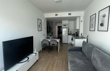 A top-floor modern apartment Located 100 meters from the beach - Foto 7